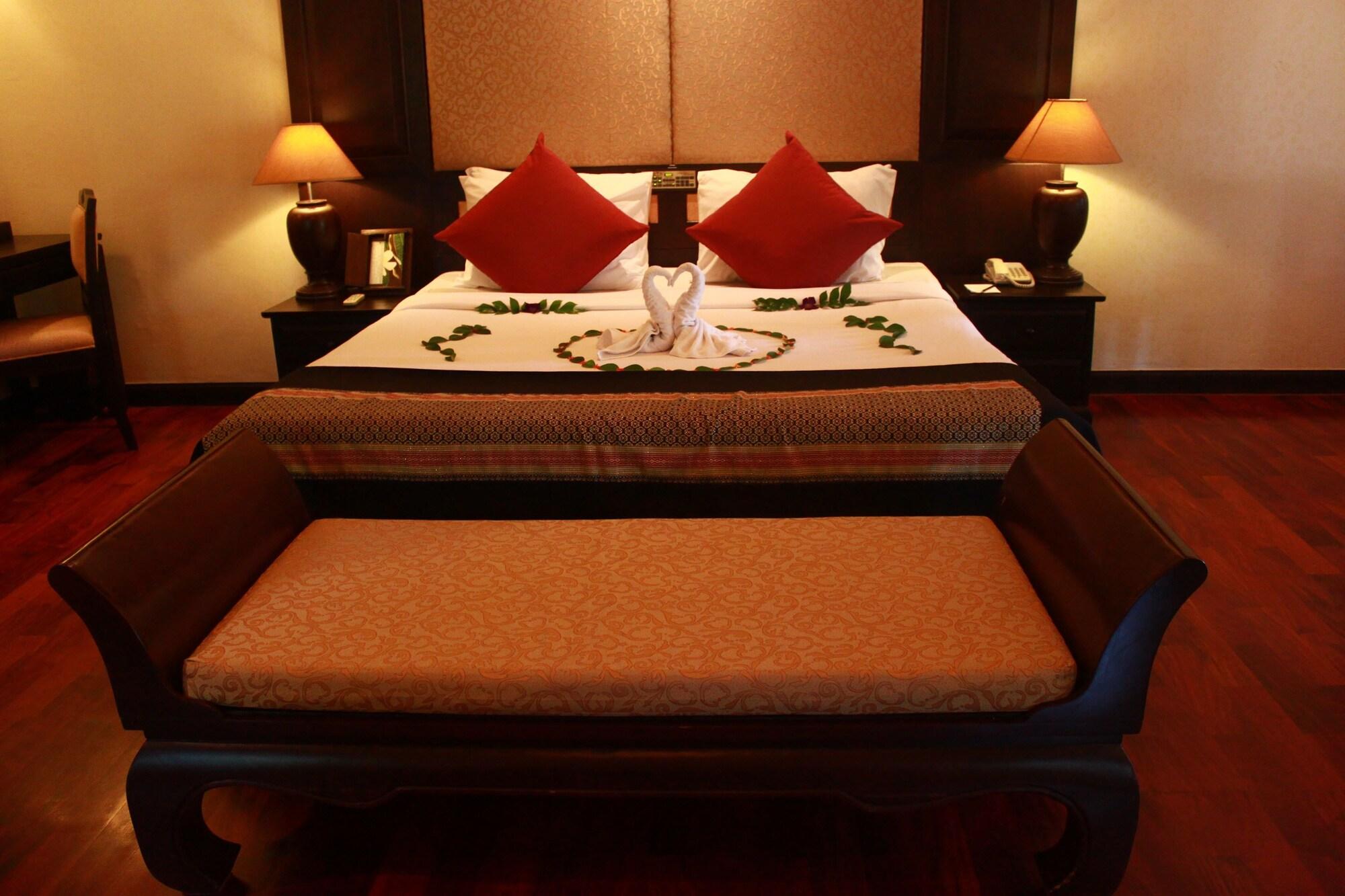 Mukdara Beach Villa & Spa Resort Кхаулак Экстерьер фото